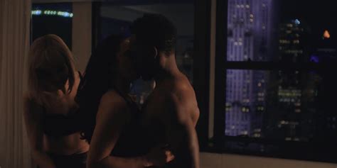 Nude Video Celebs Leslie Bibb Sexy Briana Marin Sexy Love Life S E