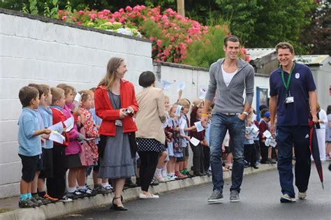 Gareth Bale Officially Opens Whitchurch Primary School Wales Online