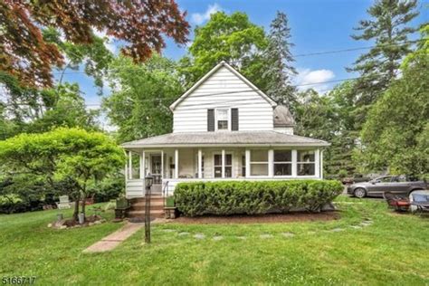 Allendale, NJ Real Estate - Allendale Homes for Sale | realtor.com®