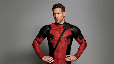 Ryan Reynolds New Deadpool 3 Suit Carves Up Mcu Fans Why Did They