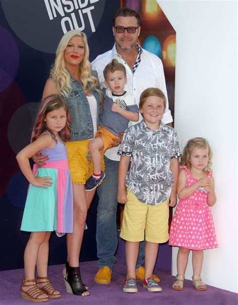 Photo Tori Spelling Avec Son Mari Dean Mcdermott Et Leurs Enfants