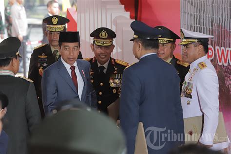 Presiden Jokowi Membuka Rapim Tni Polri Foto