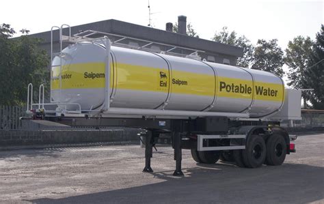 Saipem Camion Citerne Transport Et Distribution Eau Potable