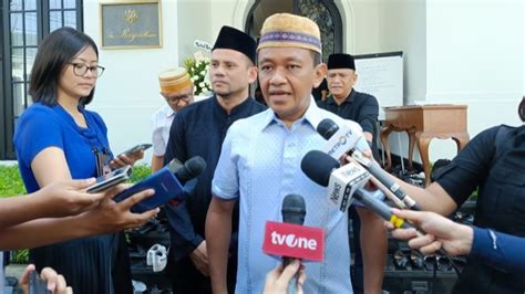 Melayat Ke Rumah Duka Mantan Menteri Bumn Tanri Abeng Bahlil Lahadalia