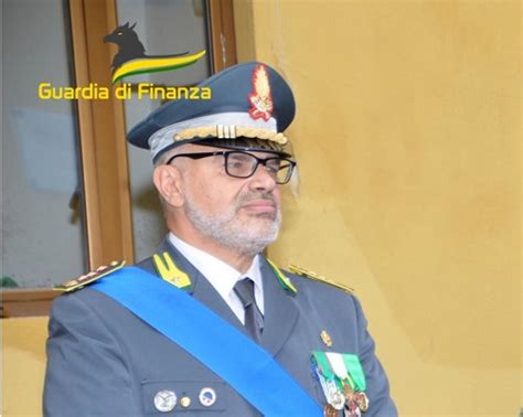 Pavia Guardia Di Finanza Cambio Della Guardia Al Comando