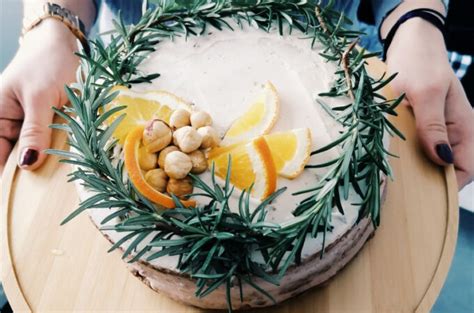 Baby Shower Naked Cake pełnoziarnisty tort bez cukru Dziecinnie Proste Blog