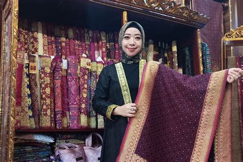 Foto Mengenal Beragam Motif Khas Songket Palembang