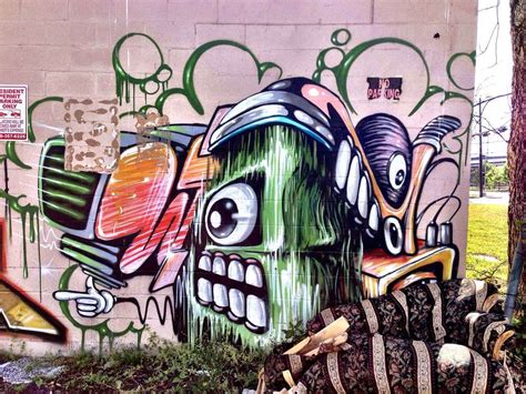 Houston Graffiti Walls | Benefits 4 Small Businesses