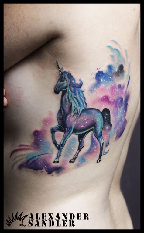 De 25 Bedste Idéer Inden For Unicorn Tattoos På Pinterest