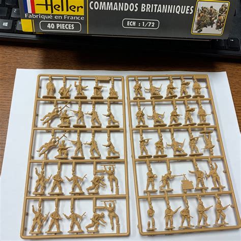 1 72 WWII British Commandos Box Heller