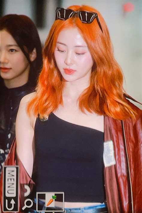 Fans Are Absolutely Adoring Le Sserafims Huh Yunjin In A Stunning Red Hairdo Allkpop