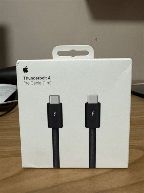 Apple Thunderbolt 4 Usb C Pro Cable 1m Computers And Tech Parts And Accessories Cables