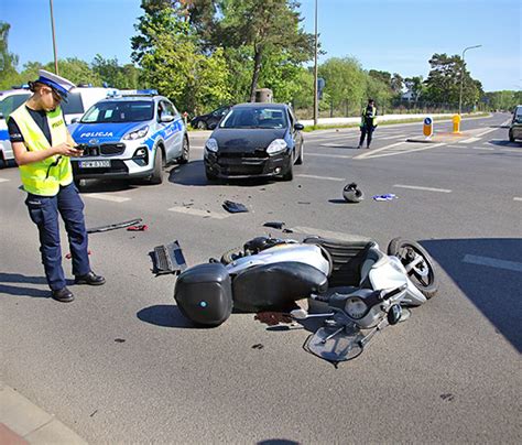 Winouj Cie Iswinoujscie Pl Wypadek Na Ulicy Karsiborskiej