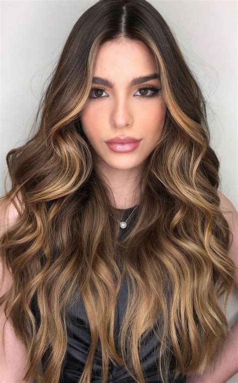 Caramel Face Framing Hair Highlights For Brunettes