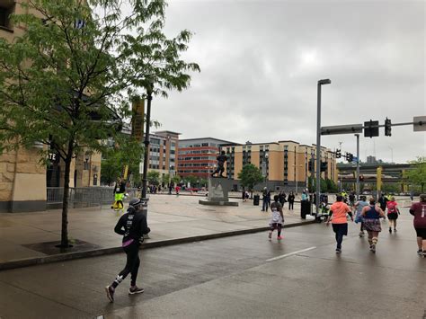 2019 Pittsburgh Half Marathon This Old Runner