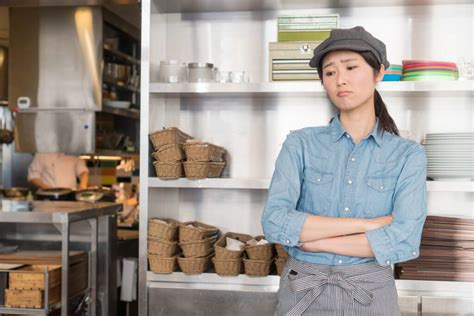 飲食店の人手不足の原因は？おすすめ対策を解説