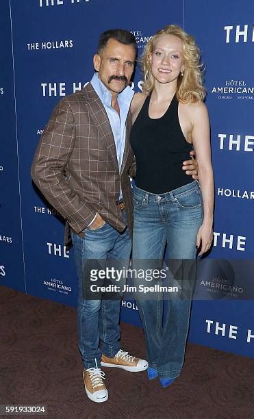 Hot Sexy Danielle Burgess Bikini Pics