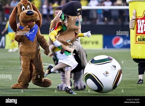 Major league soccer mascots hi-res stock photography and images - Alamy