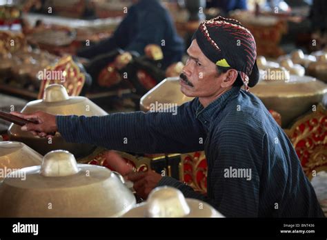 Indonesia; Java; Yogyakarta; gamelan musician Stock Photo, Royalty Free Image: 30648218 - Alamy