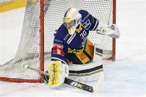 Goalkeeper Leonardo Genoni Evz Ev Zug Hc Fribourg Gotteron National