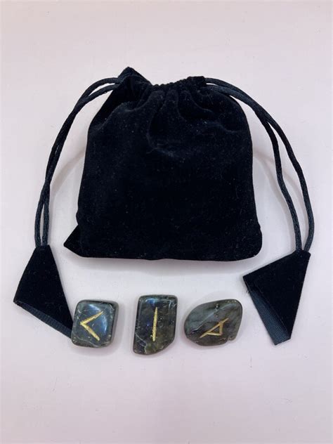 Labradorite Rune Kit