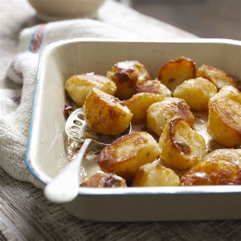 Jamie Oliver S Secret To Perfect Roast Potatoes Perfect Roast Potatoes Best Roast Potatoes