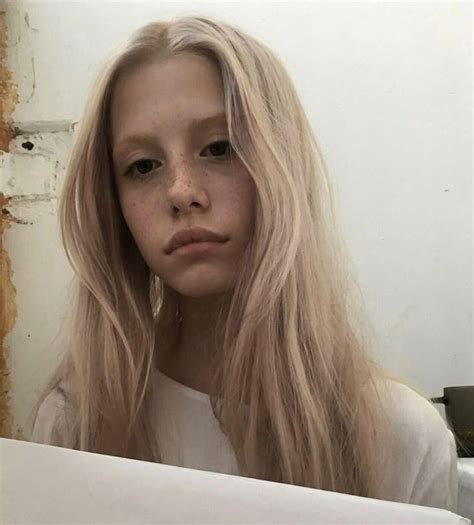 Pin By Yara On Haar Blonde Hair Brown Eyes Beauty Hair