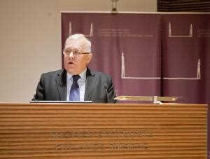 Still an option? The view on the euro crisis in and outside the ...