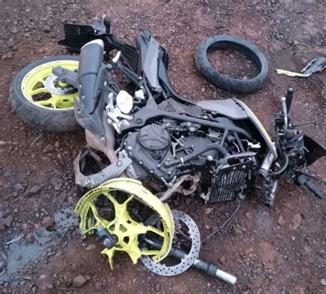 Jovem Morre Em Acidente Entre Carro E Moto Na Br No Oeste Der