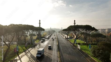 Italia Roma Nord Il Viadotto Di Corso Francia Sopra Il Fiume Tevere