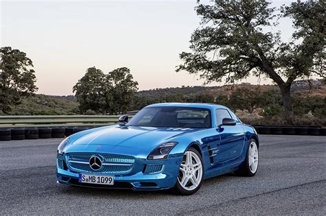 Fonds D Ecran Mercedes Benz Sls Amg Electric Drive Bleu Ciel