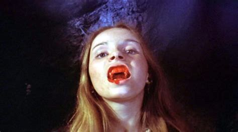 Lalla Ward Nua Em Vampire Circus