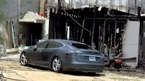 El Tesla Model S Incendia Su Casa Cuando Se Carga Gratis Directamente