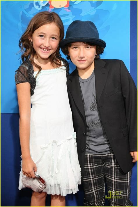 Oque Aconteceu Em 1945 - Emily Grace Collection Noah Cyrus & Emily Grace Reaves: Ponyo Pals: