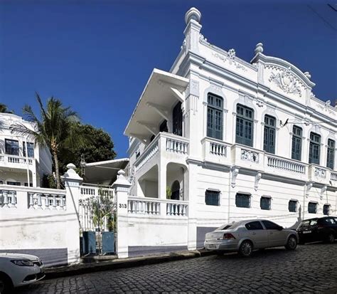 Casarão de Alceu Valença em Olinda vira centro cultural e tem