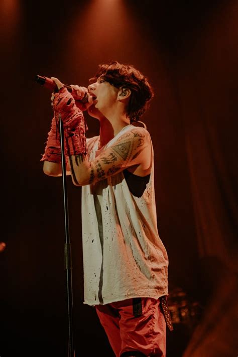 Show Review One Ok Rocks Luxury Disease Tour Closes With An Epic