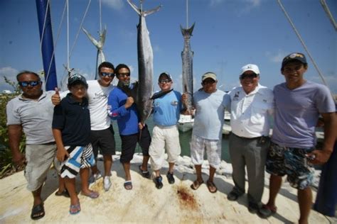 Sociales Espectaculos Torneo De Pesca Andr S Garc A Lavin Se