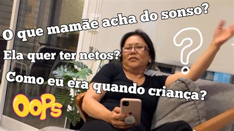 Minha mãe respondendo perguntas de seguidores YouTube