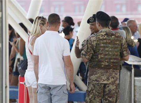 Allerta Antiterrorismo Controlli Al Porto Di Napoli La Repubblica