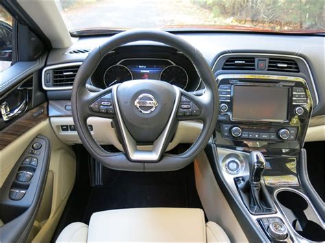 2016 Nissan Maxima: 178 Interior Photos | U.S. News