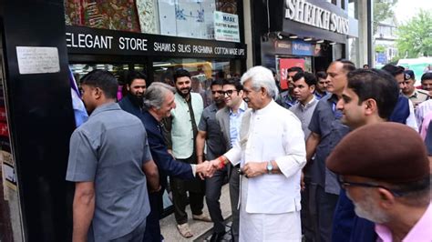 J K Lg Manoj Sinha Inaugurates Srinagar S London Like Poloview Market