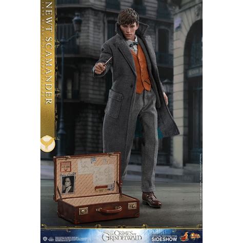 Jual Hot Toys Newt Scamander Shopee Indonesia