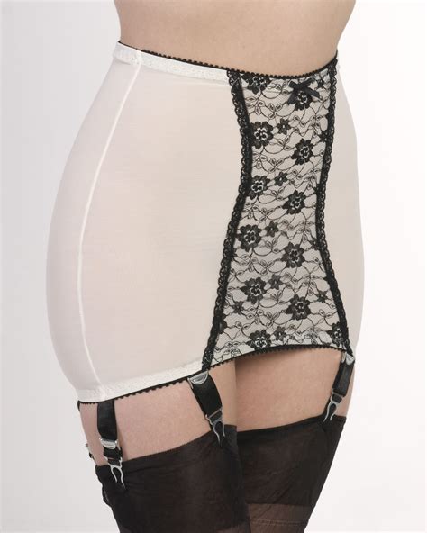 6 Strap Power Mesh Girdle Retro Rosie