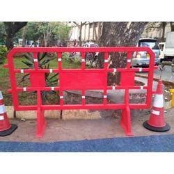 Nilkamal Red Portable Barricades Size Mm L X Mm H X Mm