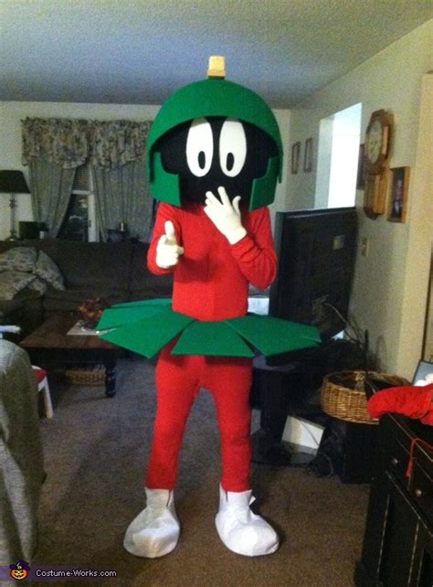 Coolest DIY Marvin the Martian Costume