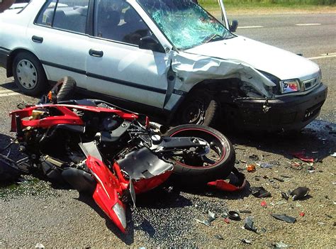 La Jornada Un Muerto DejÓ Brutal Choque De Una Moto Lineal Y Un