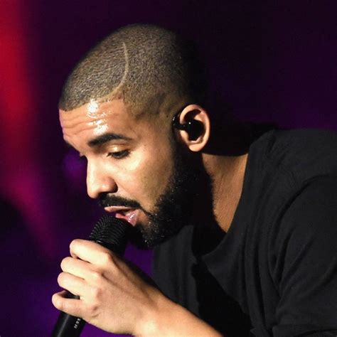 Rapper Drake Says Taking Break From Music Over Health Issue