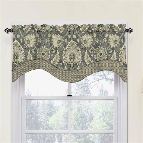 Waverly Clifton Hall 52 Scalloped Curtain Valance And Reviews Wayfair