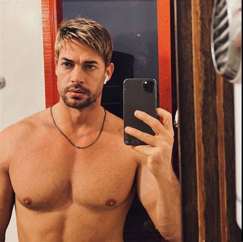 Sin Camiseta William Levy Revoluciona Las Redes Con Su Nuevo Look