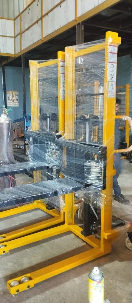 Mild Steel Manual Stacker For Industrial At Rs Piece In